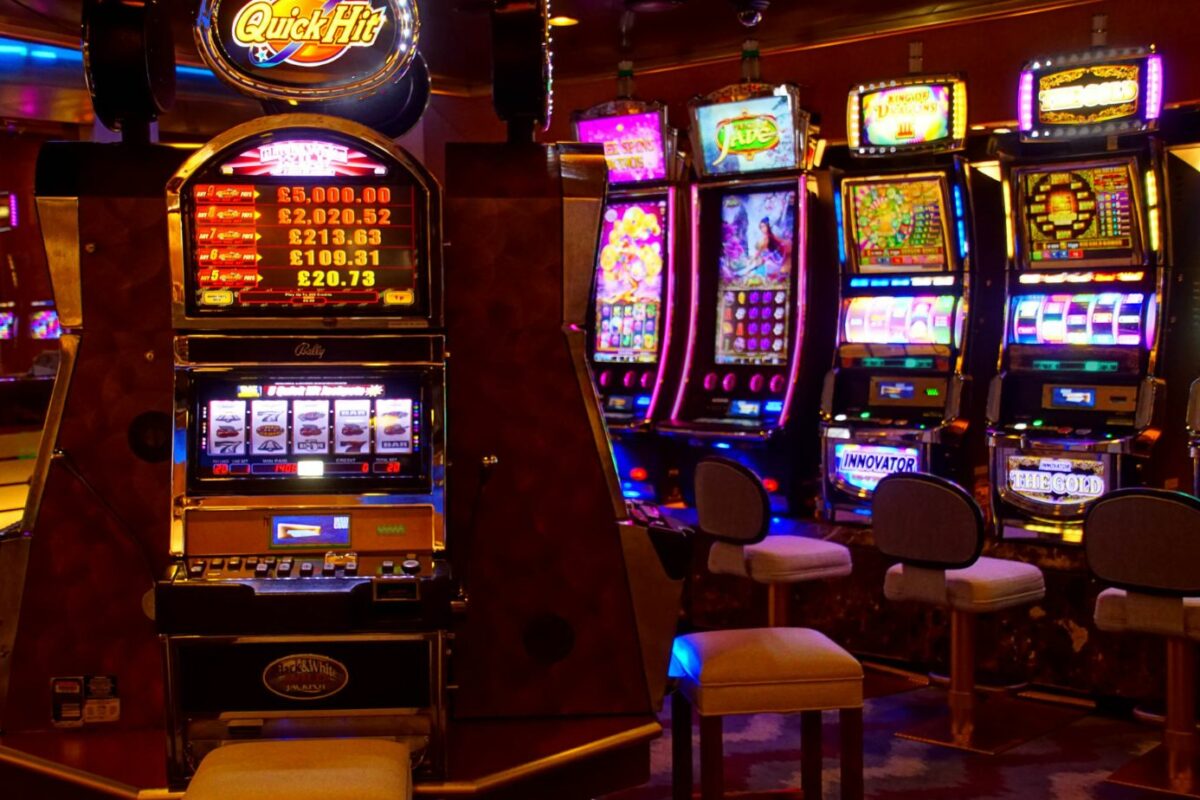 Ultimate Guide to DIY Casino Games: Create Fun Memories at Home